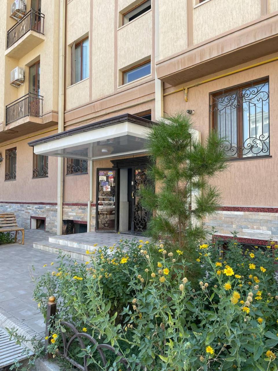 Bukhara'S Heart Apartamento Exterior foto